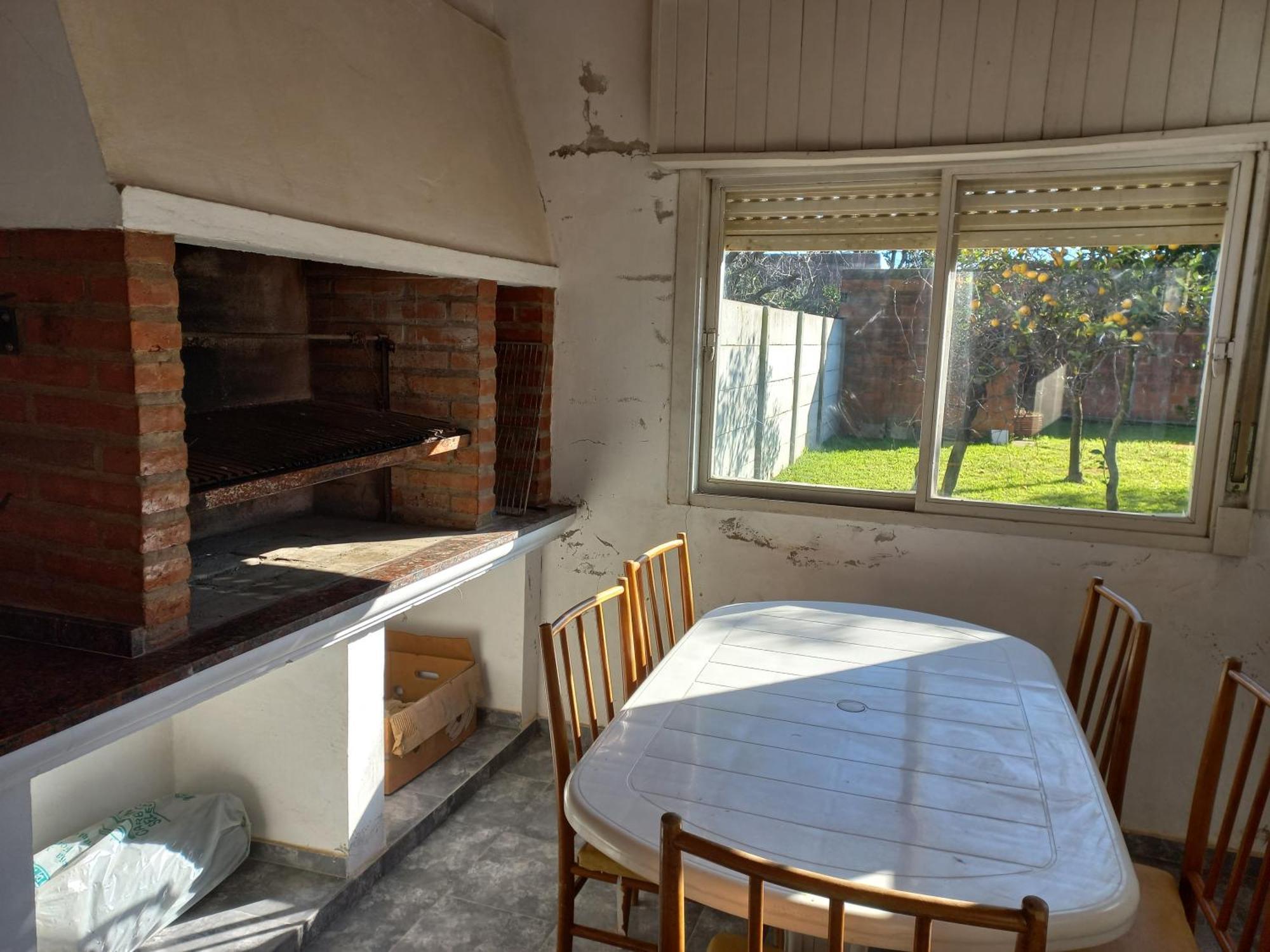 Casa Amarilla Chascomus